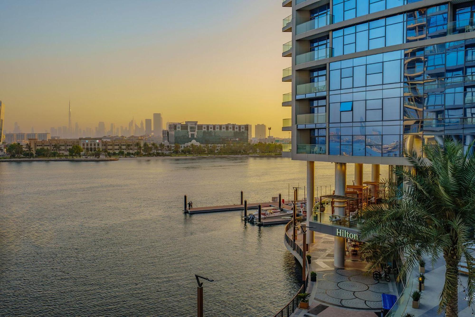 Hilton Dubai Creek Hotel & Residences Extérieur photo